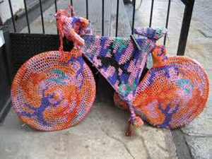 yarn_bomb_bicycle
