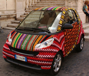 yarn_bomb_crochet_car