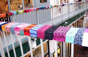 yarn_bomb_railing_at_mall